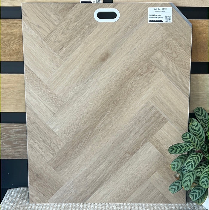 9mm Hybrid Herringbone - Pale Oak (H4243)