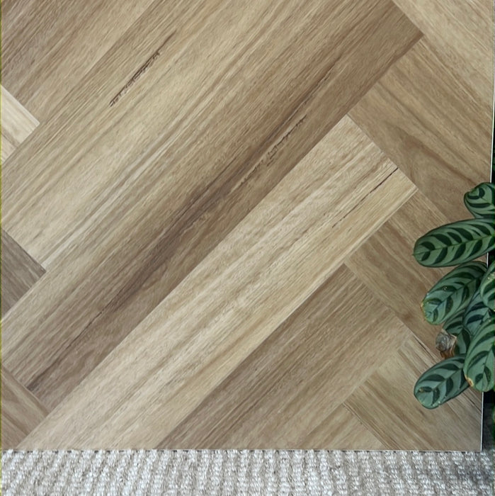 9mm Hybrid Herringbone - Blackbutt (H4241)