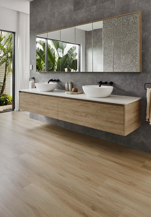 H4181, Hybrid Flooring 7.5mm, Barnside (Box)