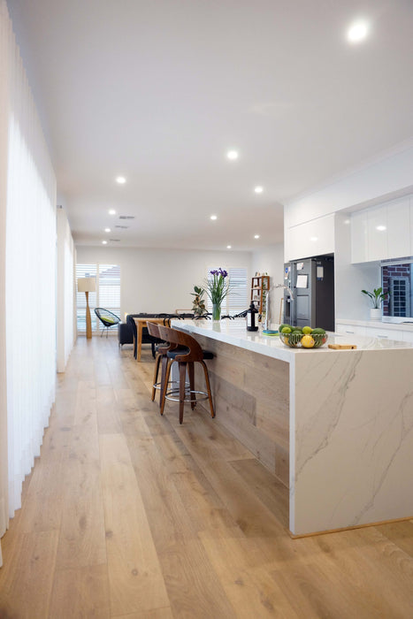 Elite Luxe Engineered Oak, Cannes