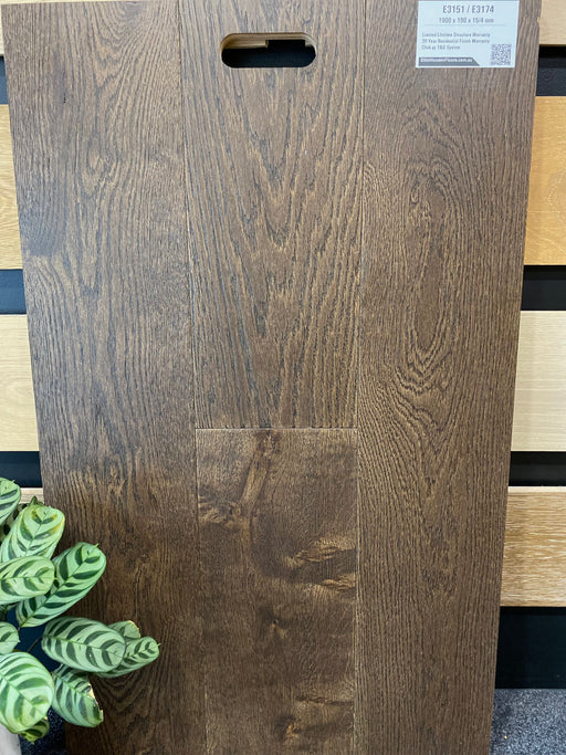 E3151 Premium Straight Board Engineered Oak 15/4mm