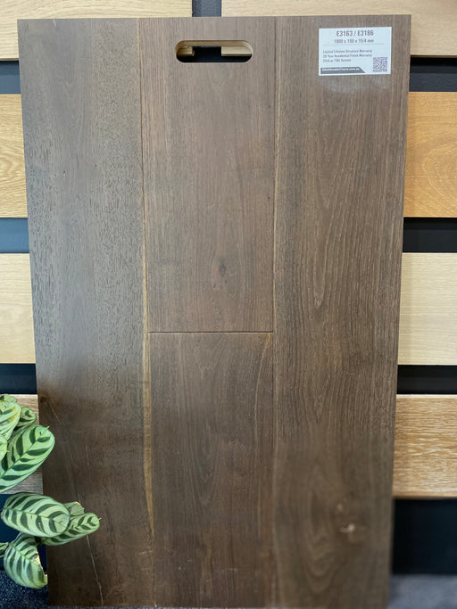 E3163 Premium Straight Board Engineered Oak 15/4mm