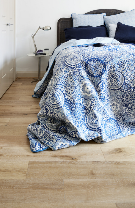 E3156 Premium Straight Board Engineered Oak 15/4mm