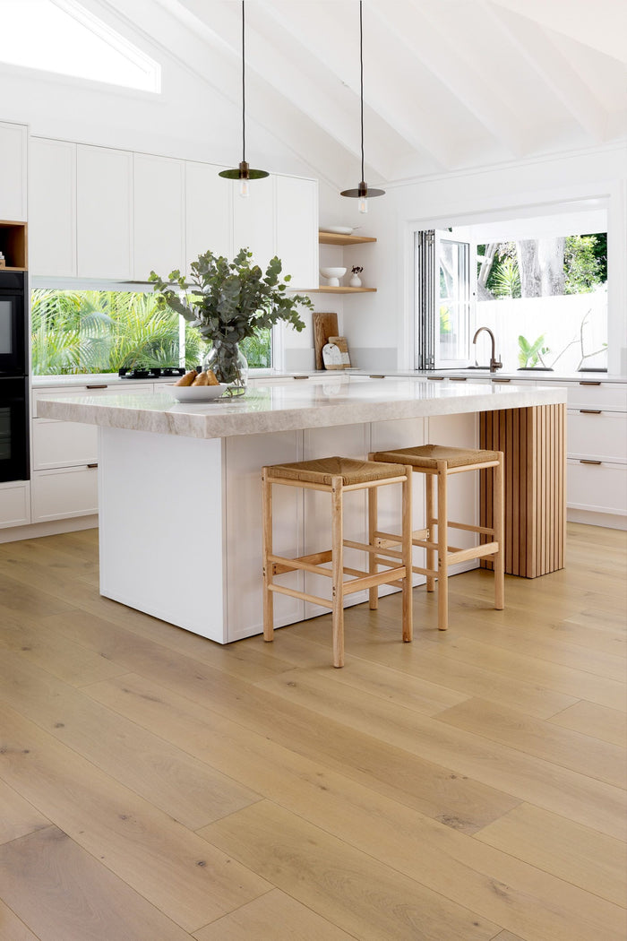 Aureline AB Grade Engineered European Oak (21/6mm), E3464
