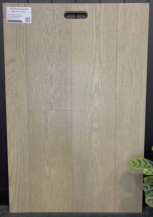 E3129 Economical Straight Board Engineered Oak 14/2mm